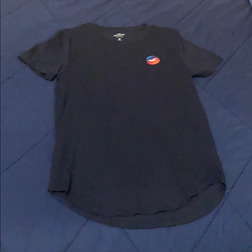 Hollister Graphic Tee